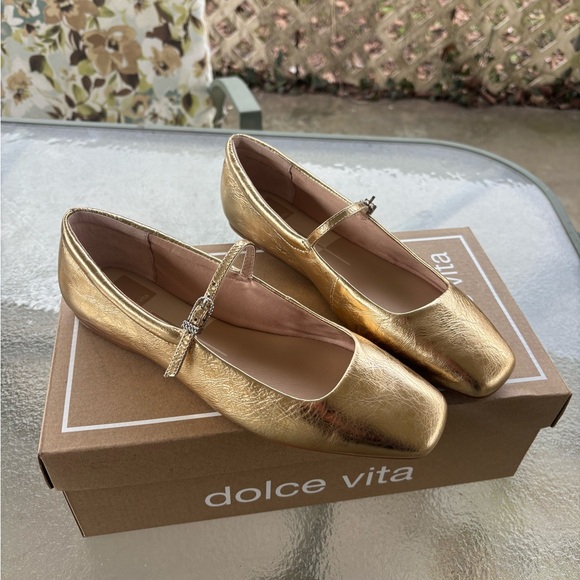 Reyes Ballet Flats - Gold Distressed Leather (NEW) - Picture 1 of 10